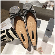 Load image into Gallery viewer, SUOJIALUN 2019 New Women Flats Ballet Shoes Bow Autumn Luxury Female Loafer Bling Rhinestone Crystal Casual Flat For Woman