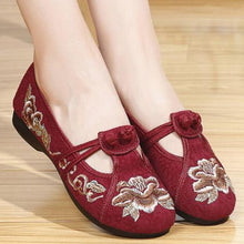 Load image into Gallery viewer, THEAGRANT Traditional Style Women Flats Soft Loafers 2019 Spring Autumn Shoes Women Embroidered Slip On Chinese Shoes WFS2003
